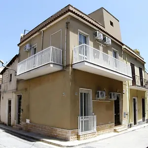 Sikelia House Rosolini